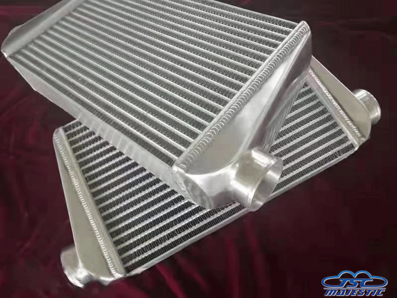 Keuntungan dan kerugian radiator aluminium