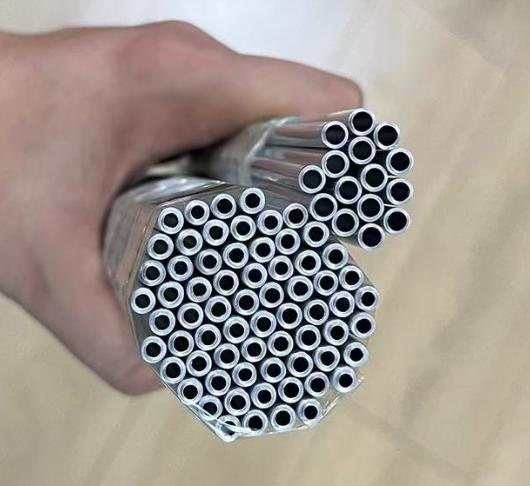 Jenis aluminium apa yang digunakan pada AC?